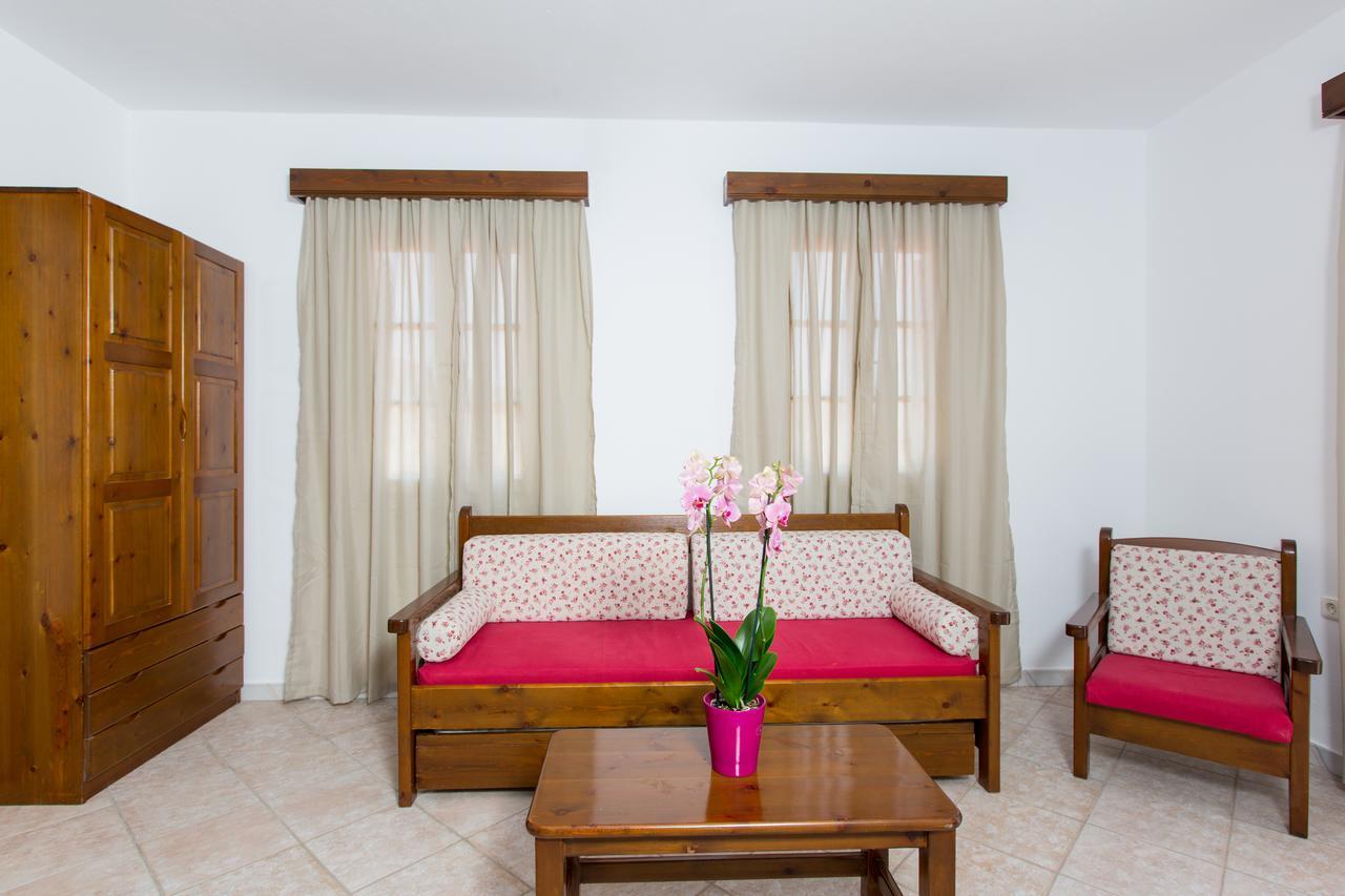 Mylos Hotel Vivlos ภายนอก รูปภาพ