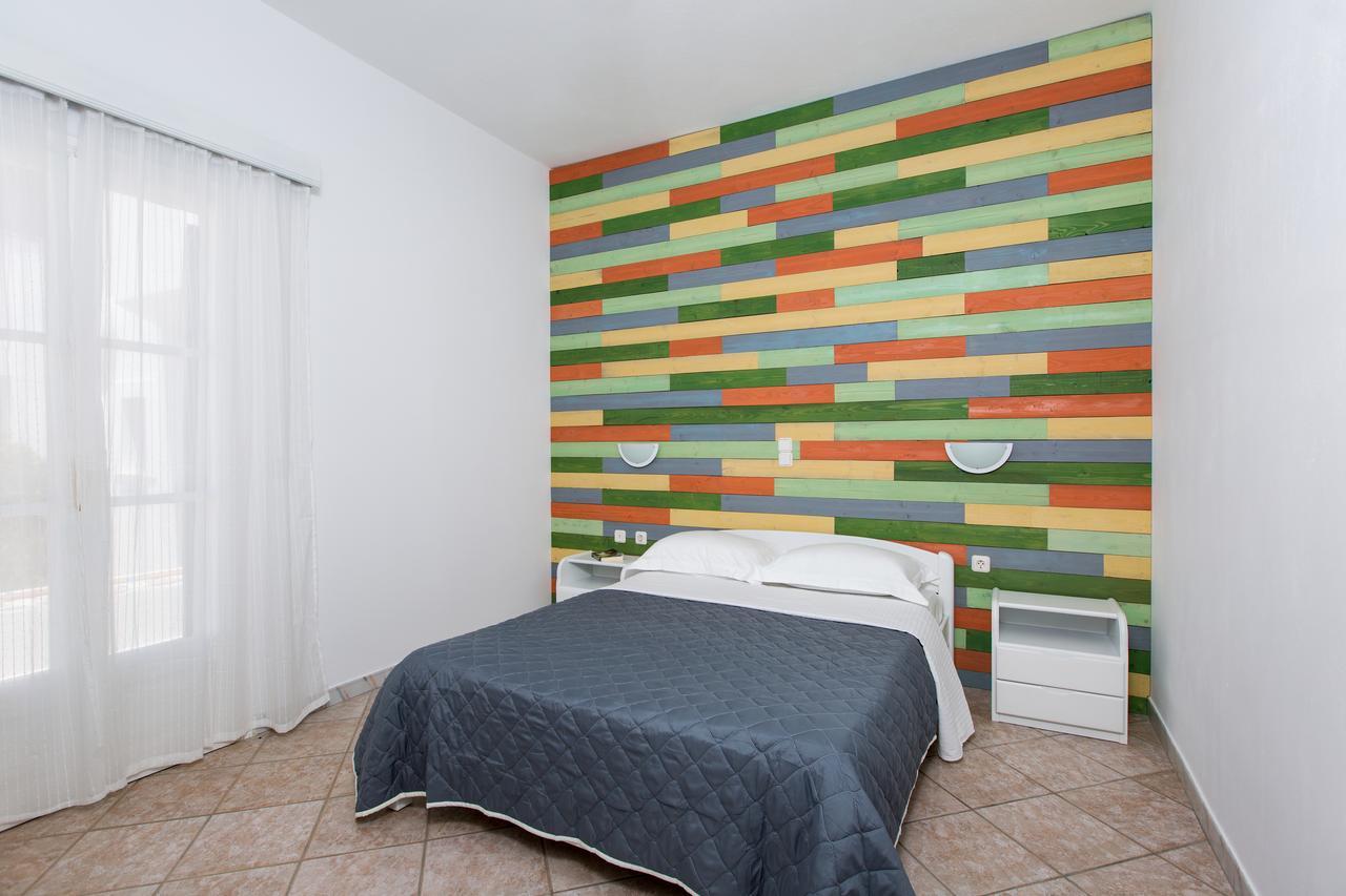 Mylos Hotel Vivlos ภายนอก รูปภาพ